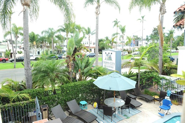 Sundeck - Crown City Inn (Coronado)