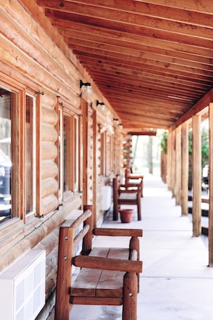 Porch. The Longhorn Ranch Lodge and RV Resort