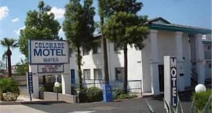 Colonade Motel