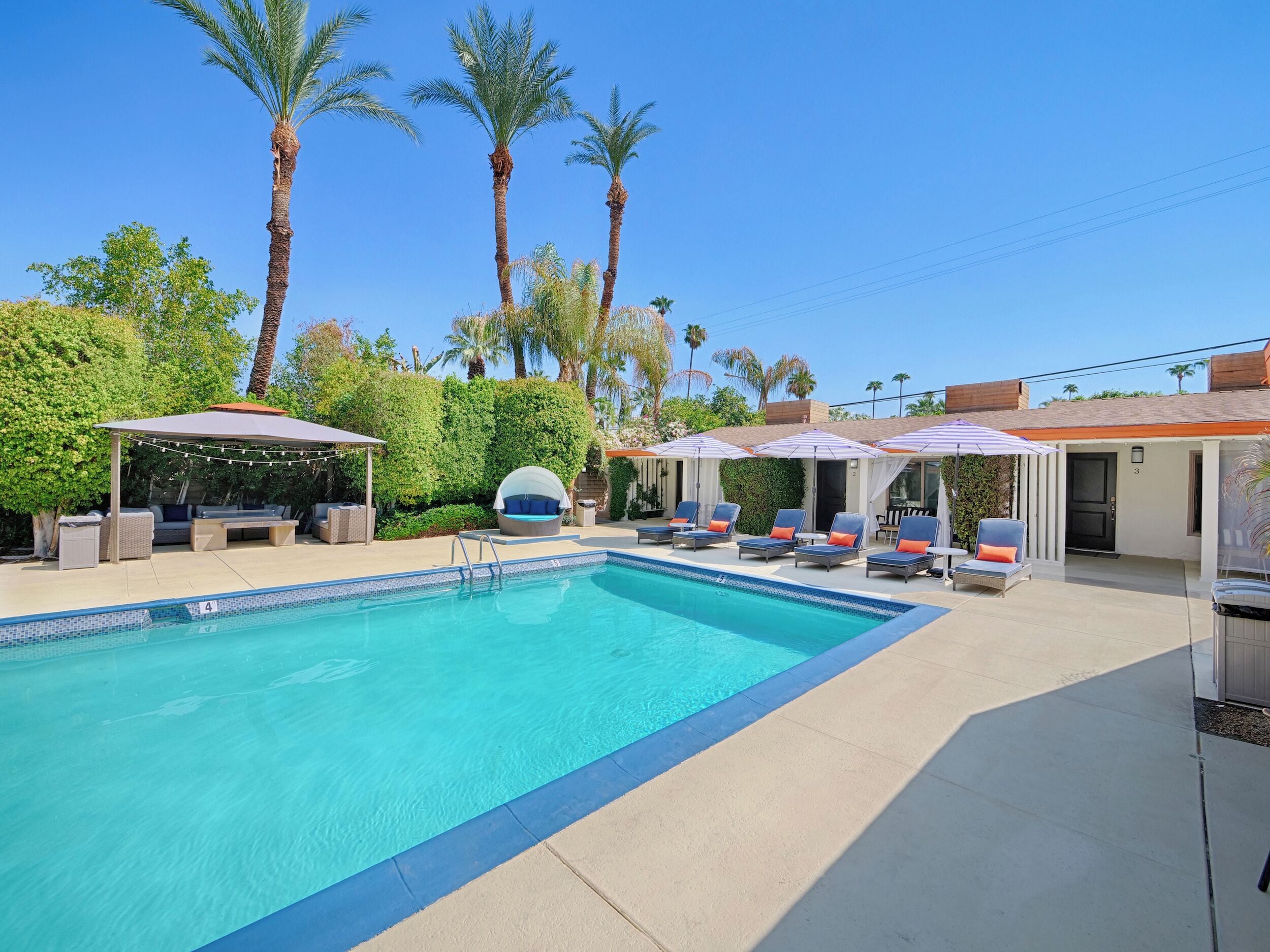 Little Paradise Hotel Reviews, Deals & Photos 2026 - Expedia.com