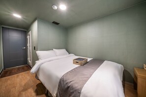 Doppia Standard, 1 letto matrimoniale, non fumatori