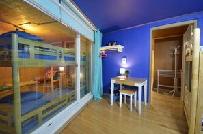 Familierom (for 10 persons) | Lydisolert og wi-fi (inkludert)