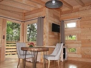 Cabin (Fuste) | In-room dining