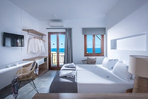 Estudio Deluxe | Caja de seguridad en la habitación y decoración personalizada 