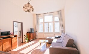 Classic Apartment, 1 Bedroom, City View | Living area - Hotel and Apartments Jacob (Brno)