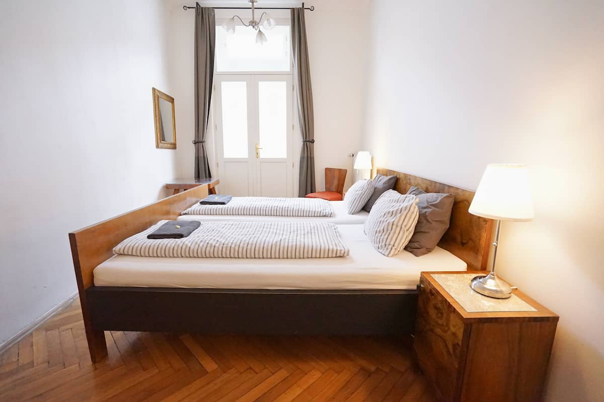 Classic Double Room, Shared Bathroom | 1 bedroom, blackout drapes, free WiFi, bed sheets