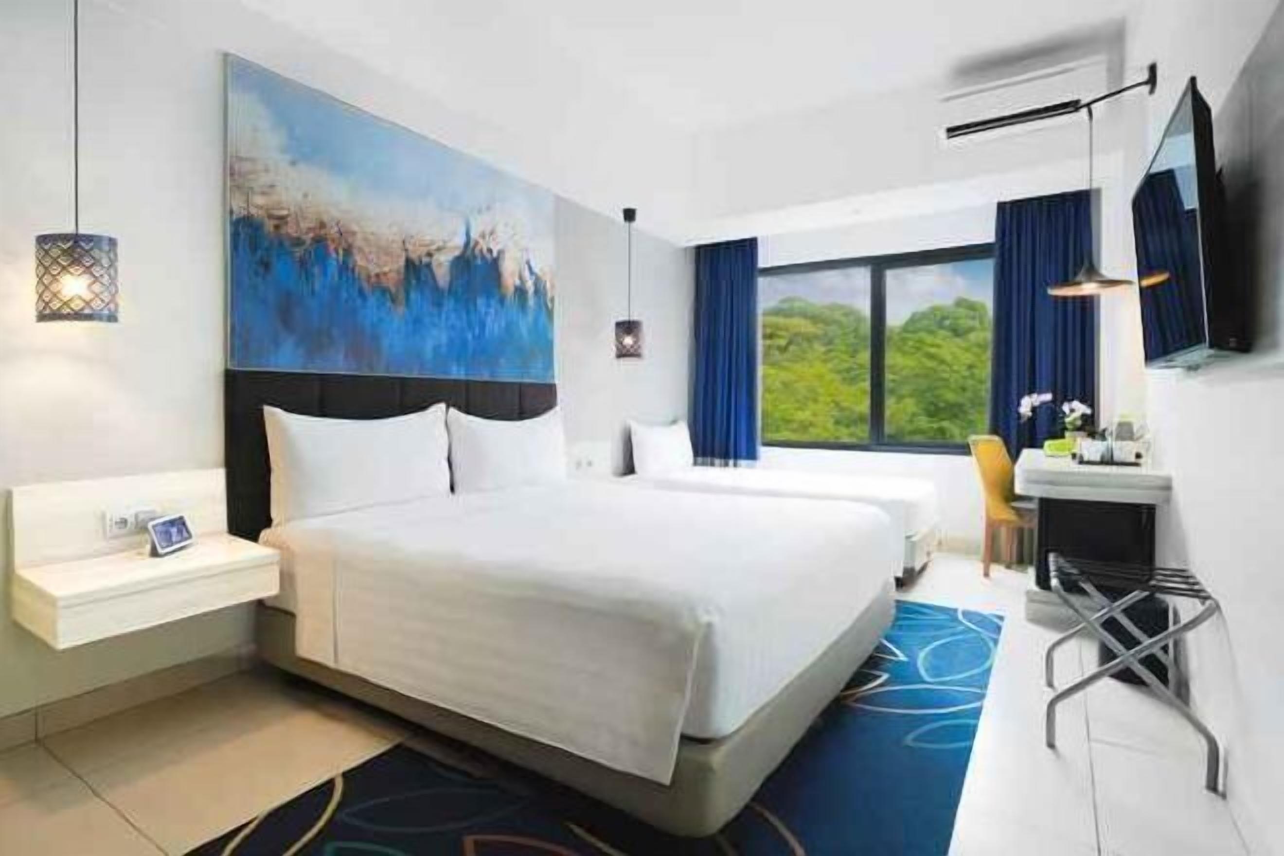 Ropa de cama de alta calidad y minibar 