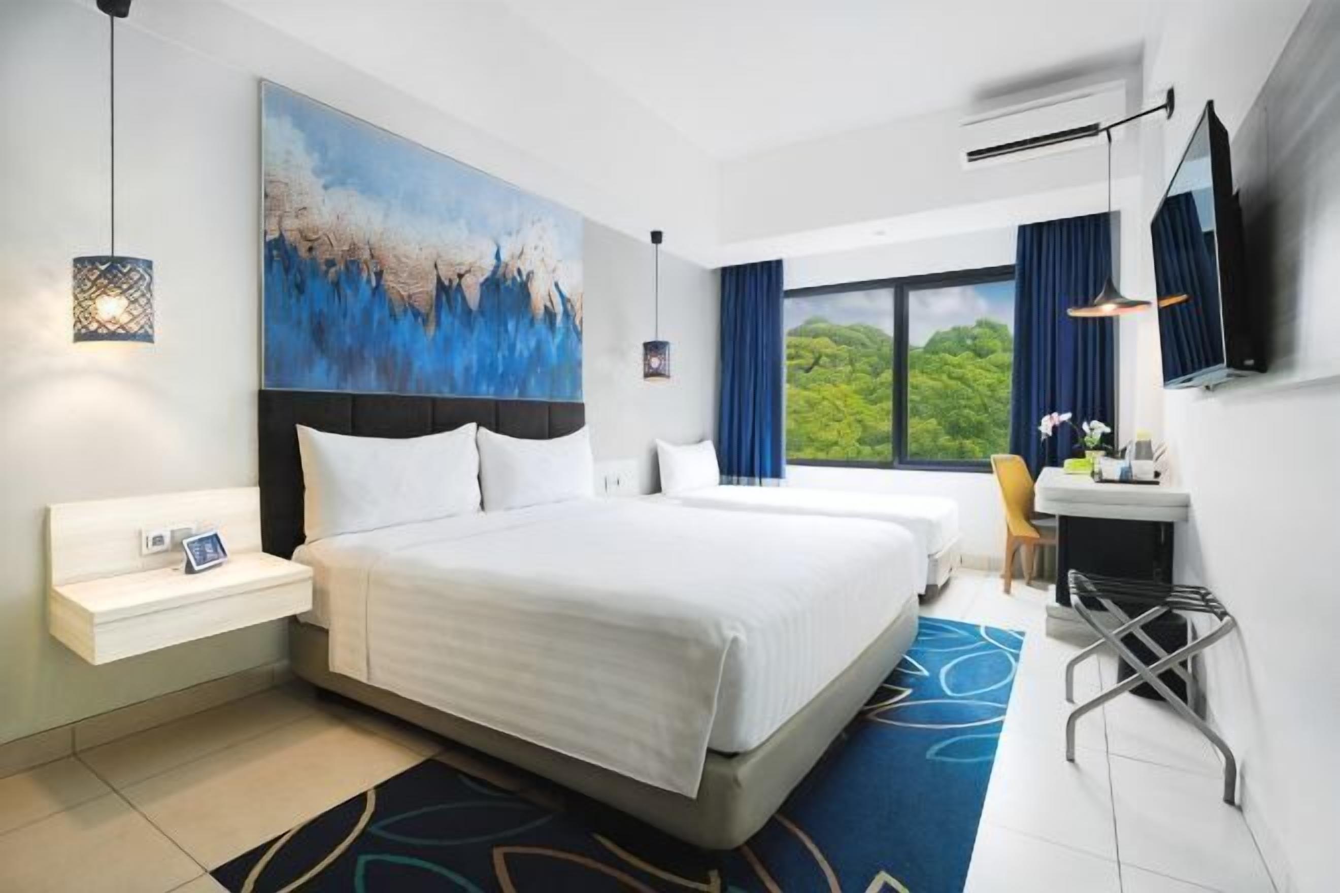 Ropa de cama de alta calidad y minibar 
