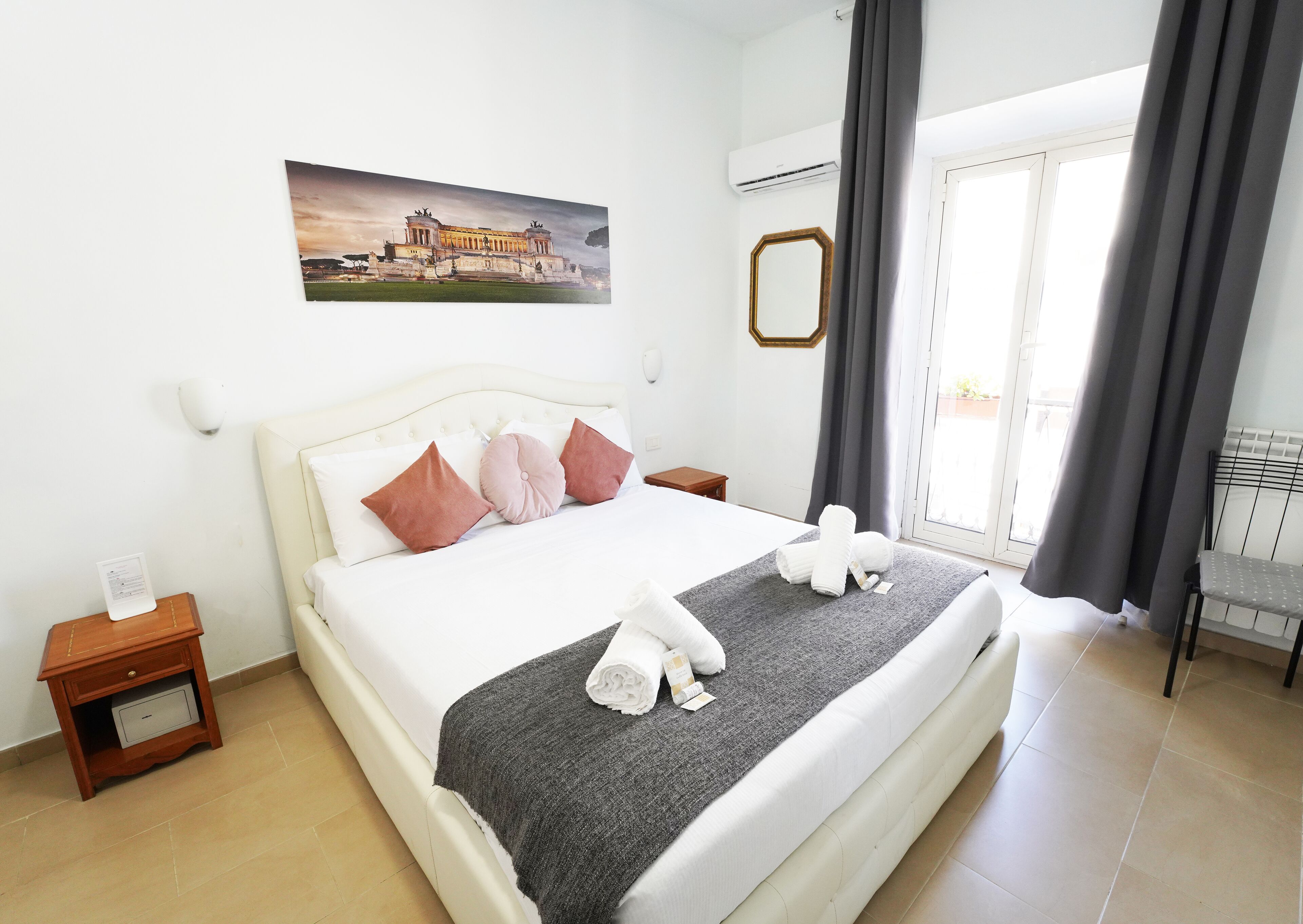 Triple Room, Balcony | Egyptian cotton sheets, minibar, in-room safe, desk