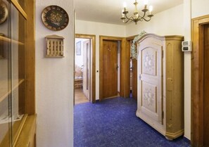 Interior - Villa Casanova (Cortina d'Ampezzo)