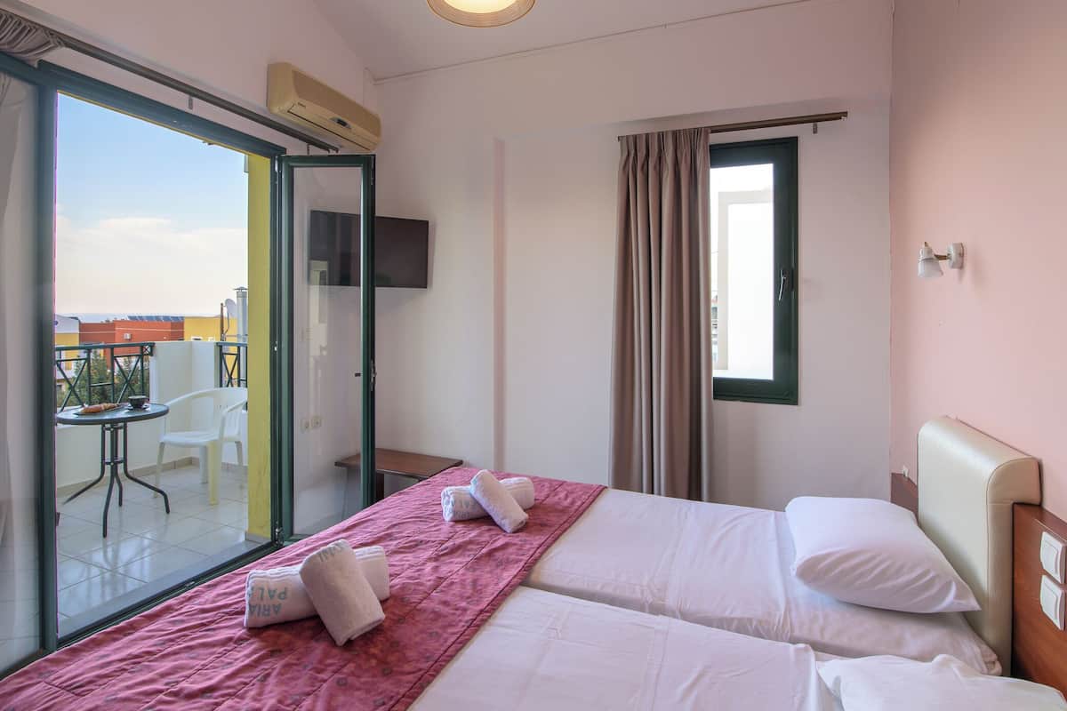 1 slaapkamer, een bureau, gratis wifi, beddengoed