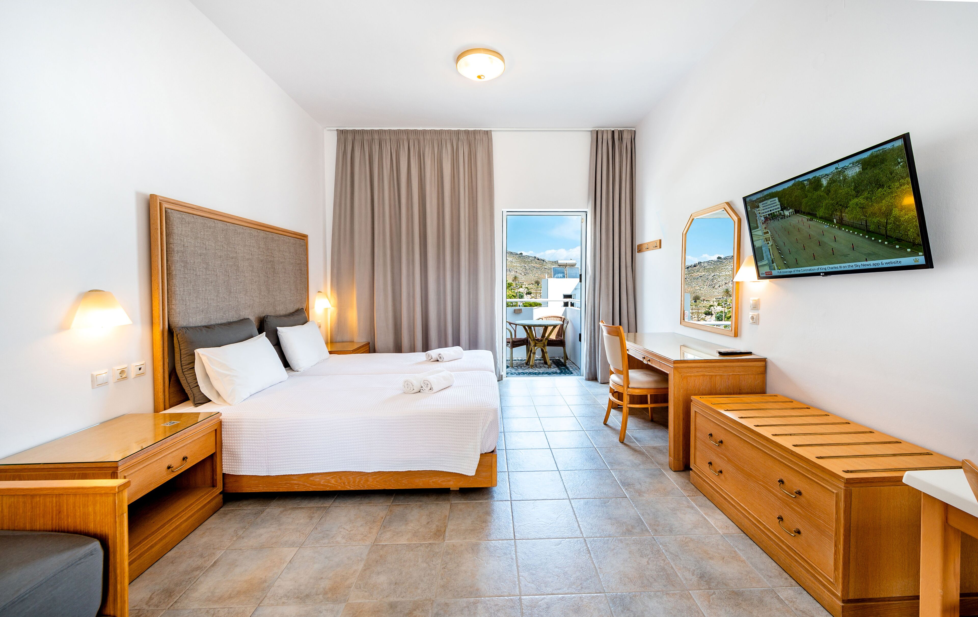 economy twin room | in-room safe, free wifi, bed sheets