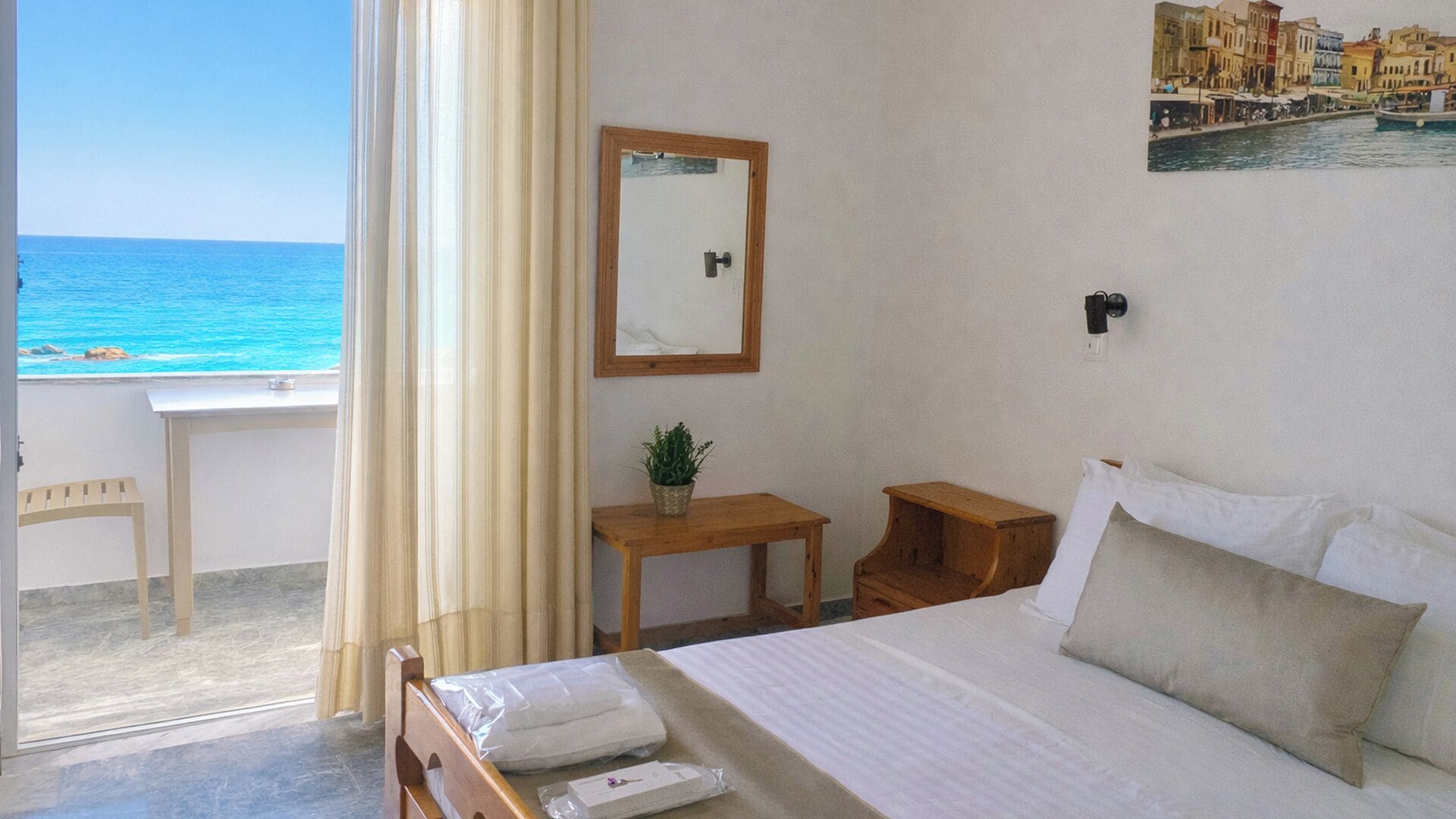 Double Room, Sea View | Premium bedding, in-room safe, free WiFi, bed sheets
