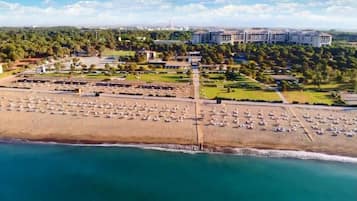 Playa privada en los alrededores y traslado desde/hacia la playa gratis