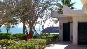 Exterior - Nefertari Hotel Abu Simble (Abu Simbel)
