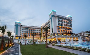Exterior - Luna Blanca Resort & Spa - All Inclusive (Manavgat)