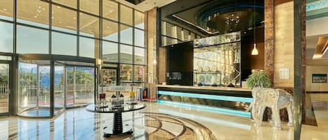 Indoor pool, 3 outdoor pools, pool umbrellas, sun loungers