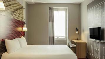 In-room safe, desk, blackout curtains, soundproofing