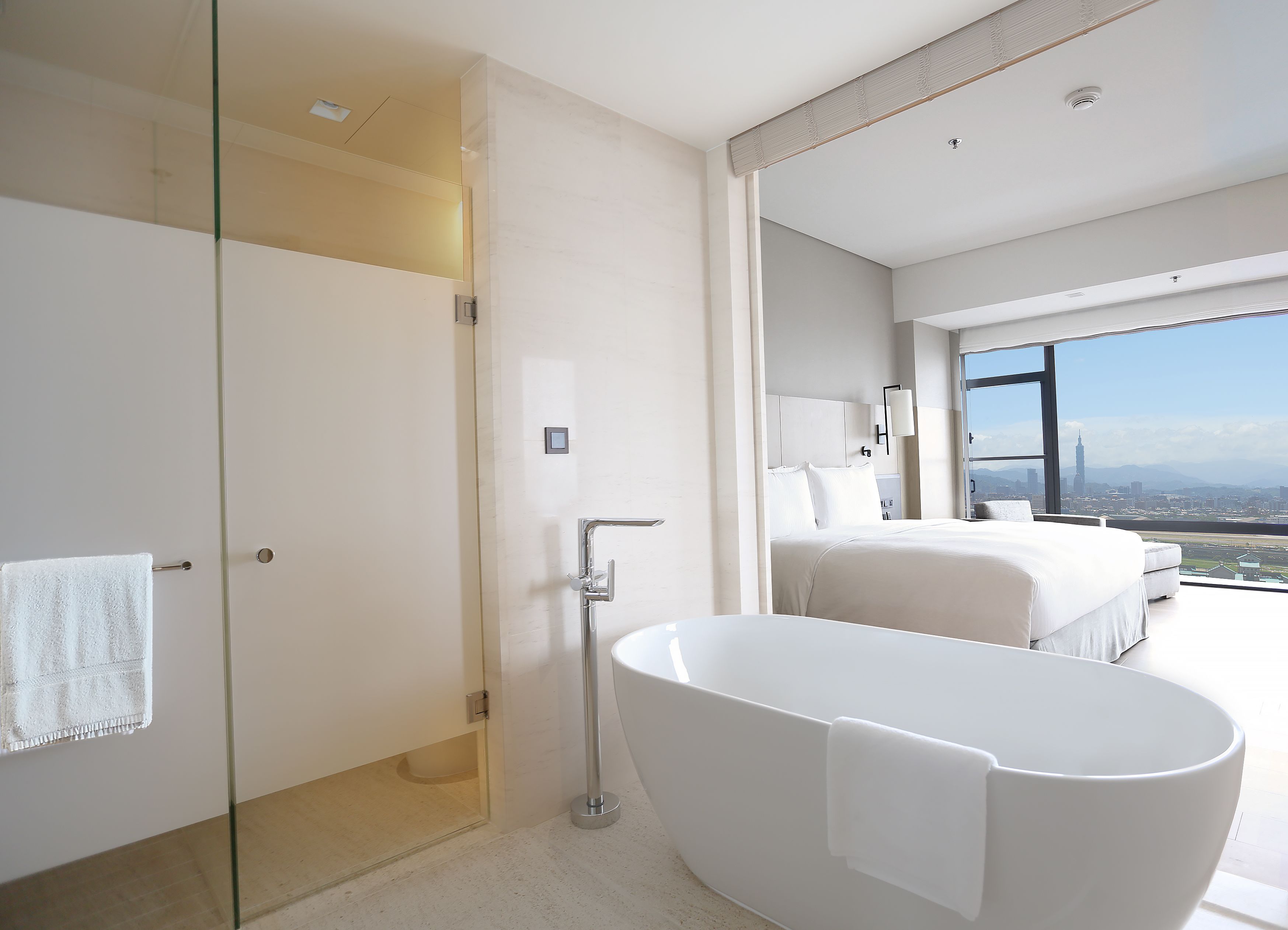 separate bathtub and shower, deep-soaking bathtub