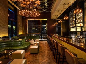 Bar (on property) - Upper House Chengdu (Chengdu)