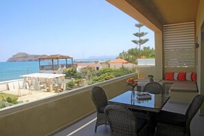 Superior-Apartment, 2 Schlafzimmer, Meerblick | Balkon