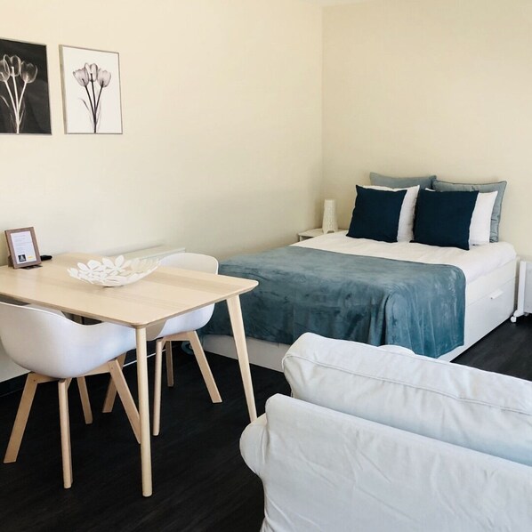 Standard Studio | Living area