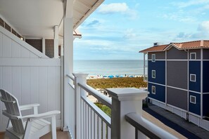 Pillow-top beds, in-room safe, desk, laptop workspace - Bethany Beach Ocean Suites Residence Inn by Marriott (Bethany Beach)
