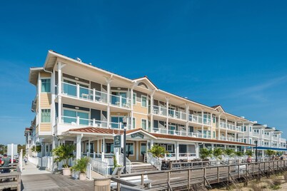 贝瑟尼海滩海洋套房万豪长住酒店
