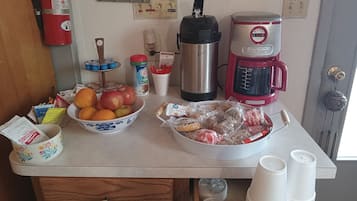 Free daily continental breakfast