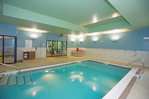 Holiday Inn Express & Suites Pittsburgh North Shore by IHG