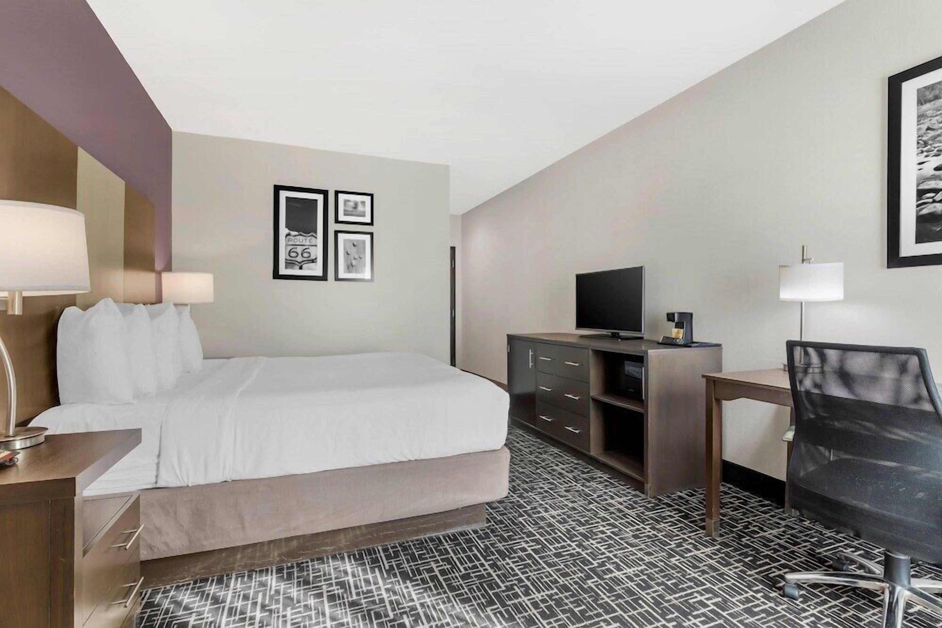 Premium bedding, pillowtop beds, desk, iron/ironing board