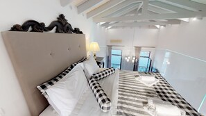 Deluxe Suite, 1 Bedroom, Sea View, Oceanfront | 1 bedroom, premium bedding, in-room safe, desk - Porto Enetiko Suites (Rethymno)
