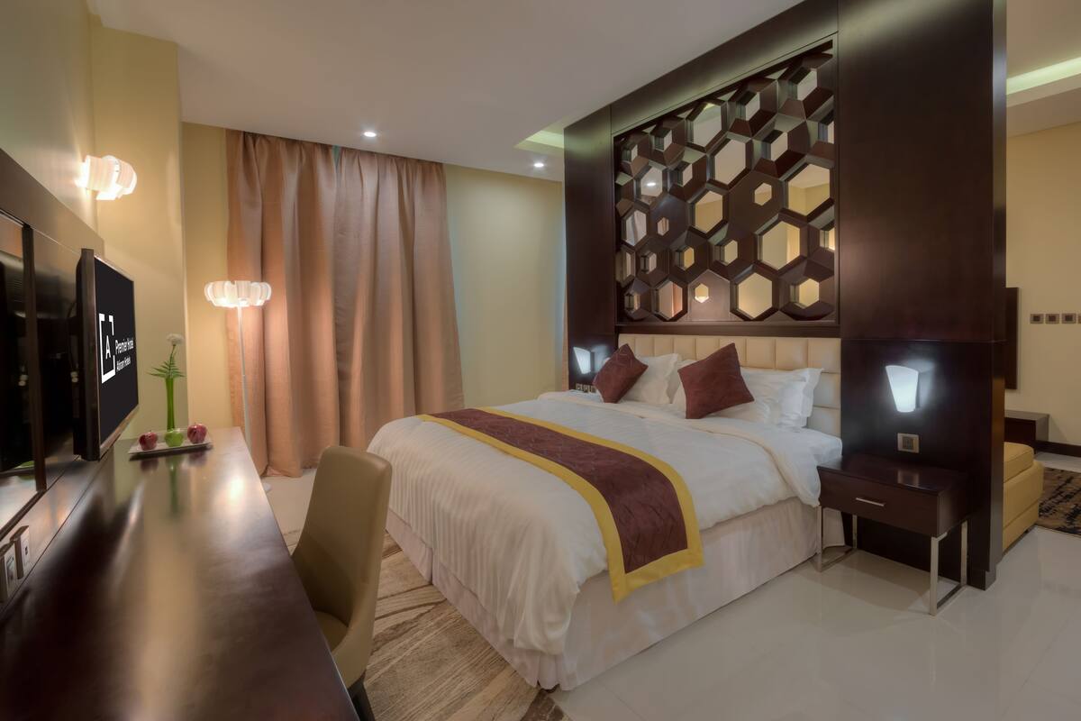 Junior suite, 1 slaapkamer | Uitzicht vanuit de kamer