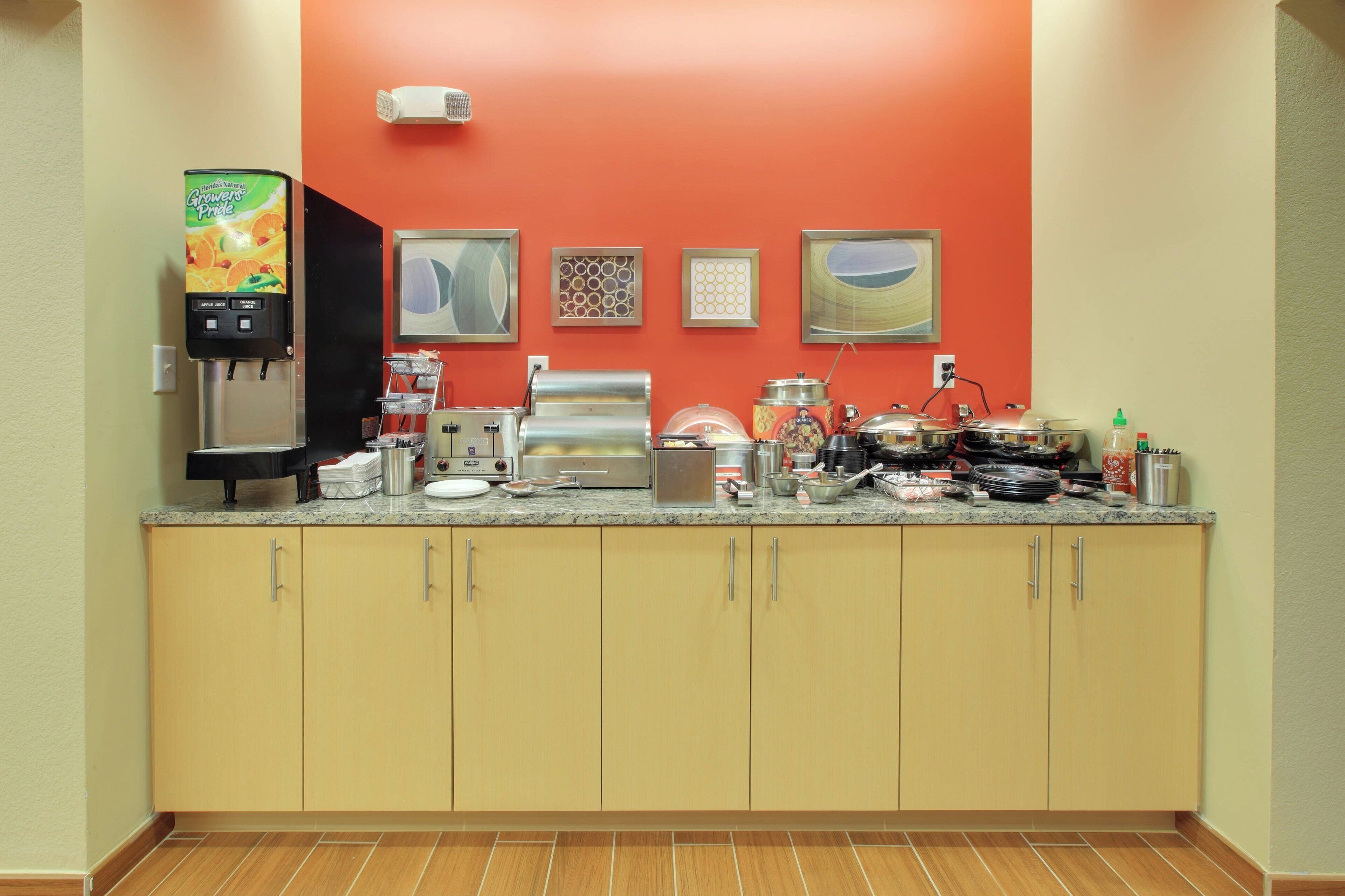 free daily full breakfast