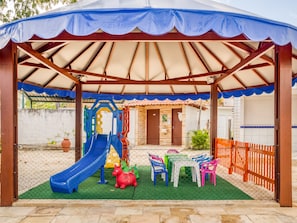 Children's play area - outdoor