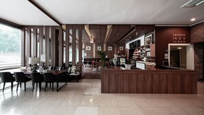 Cafe - Hotel Crown Itaewon (Seoul)