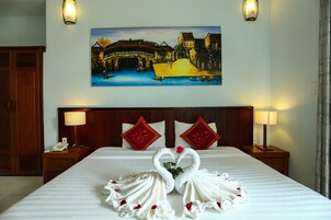 Premium bedding, minibar, in-room safe, soundproofing