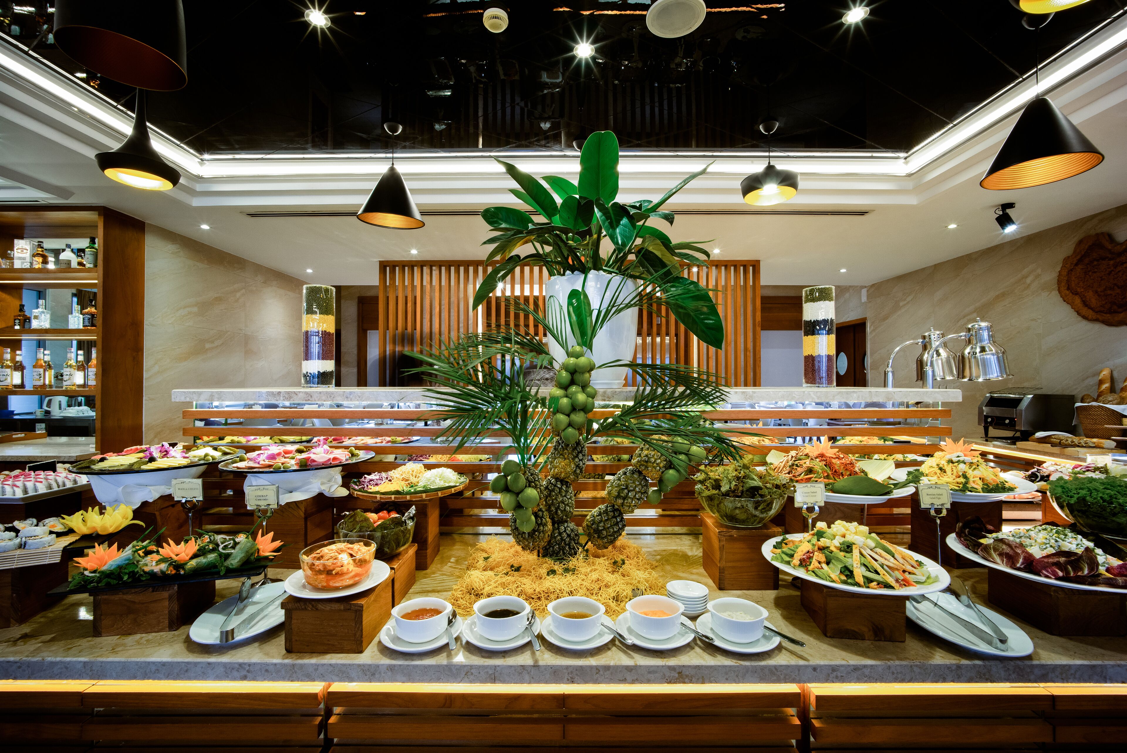 daily buffet breakfast (vnd 250000 per person)