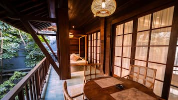 Mandala One Bedroom Suite | Balkon