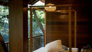 Mandala One Bedroom Suite | Balcony