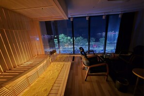 스위트 패밀리 파티룸, 오션뷰 | 암막 커튼, 무료 WiFi, 침대 시트