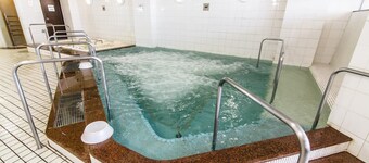 capsule&spa Grand Sauna Hiroshima - Caters to Men