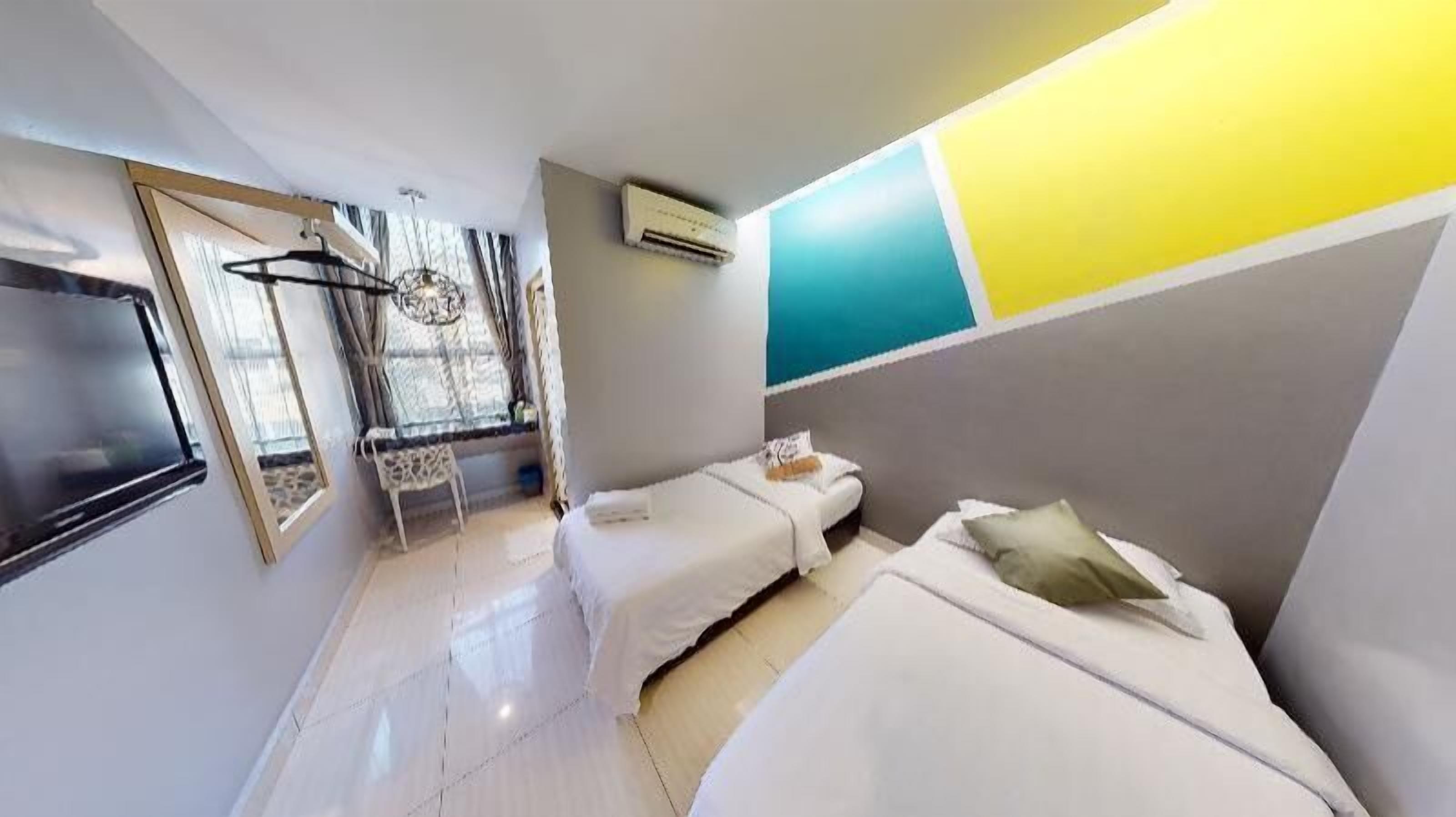 In-room safe, desk, iron/ironing board, free WiFi