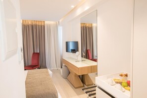 Setrika/meja setrika, tempat tidur bayi gratis, dan Wi-Fi gratis