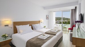 Iron/ironing board (on request), free cots/infant beds, free WiFi - Kokkinos Boutique Hotel (Paralimni)