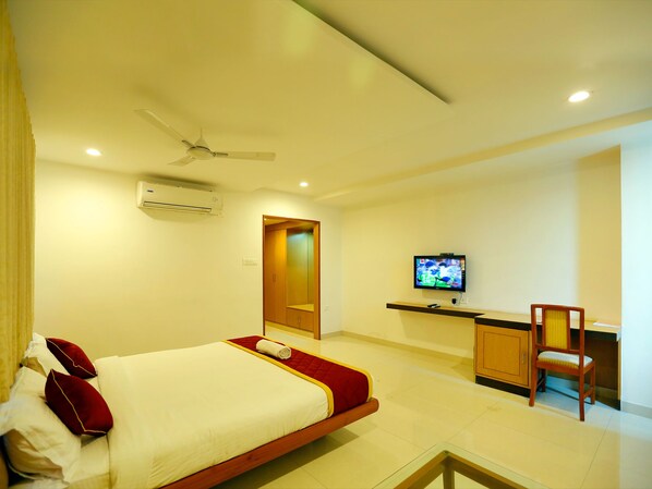 Chambre Standard Double ou avec lits jumeaux, 1 chambre, salle de bains privée | Coffres-forts dans les chambres, bureau, Wi-Fi gratuit