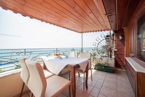 View from room - Cheers Lighthouse (Istanbul)