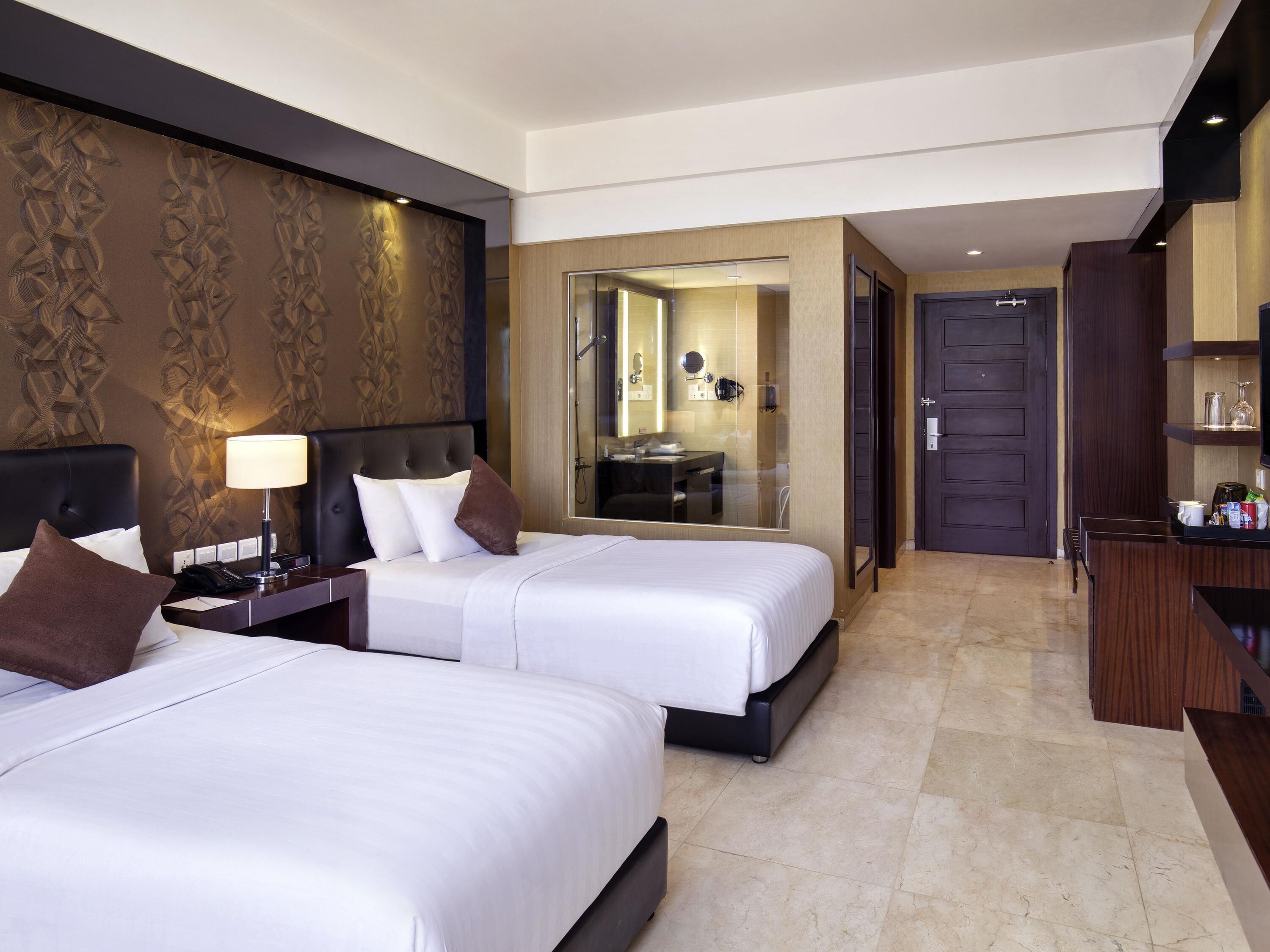 Deluxe Room, 2 Twin Beds | In-room safe, blackout drapes, rollaway beds, free WiFi