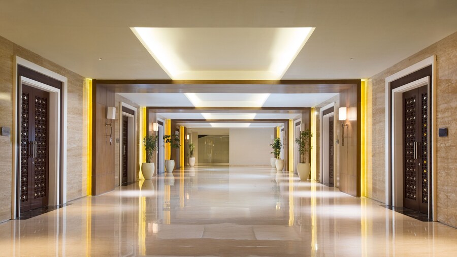 Grand Mercure Solo Baru
