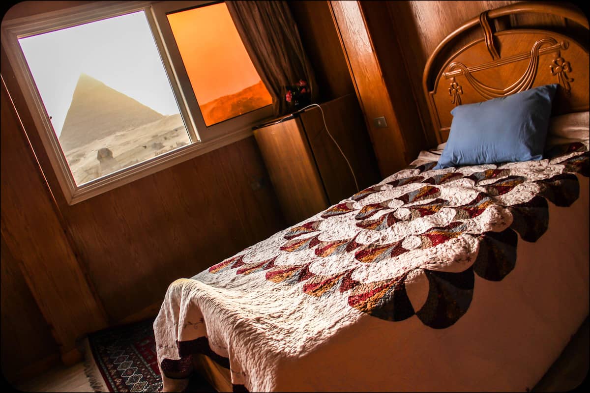 Premium bedding, free minibar, desk, soundproofing